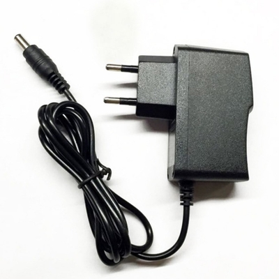 Tipo de salida de corriente continua montada en la pared de la UA 12V 1A 5V 2A 6V 2A 9V 2A Adaptador de corriente 12VDC 1A Adaptador de corriente alterna