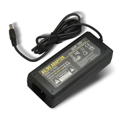 Conexión de escritorio C-alimentador ac dc 12v 5a 12v 6a 10a 15a Adaptador de salida múltiple