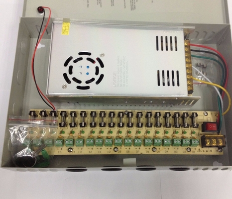 Protección de cortocircuito sobrecarga de sobrevoltura 12V 30A Caja de alimentación para CCTV