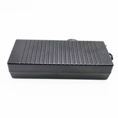 Tipo de escritorio Adaptador de corriente alterna con corriente de salida de 12V 10amp y tipo de salida de corriente continua