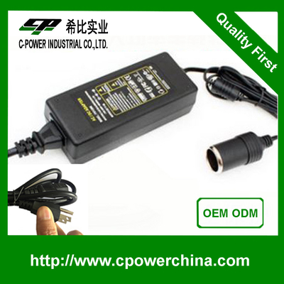 Frecuencia de salida única 12V 5A 60W Fuente de alimentación de automóviles para mejorar el audio del automóvil