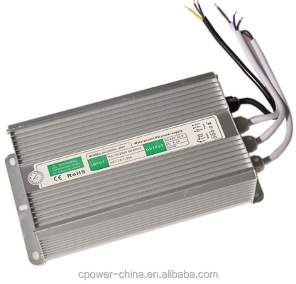 Adaptador de fuente de alimentación de corriente continua para exteriores a prueba de agua 12V 24V 30W 60W 100W 200W para tira LED IP66 67