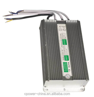 Adaptador de fuente de alimentación de corriente continua para exteriores a prueba de agua 12V 24V 30W 60W 100W 200W para tira LED IP66 67