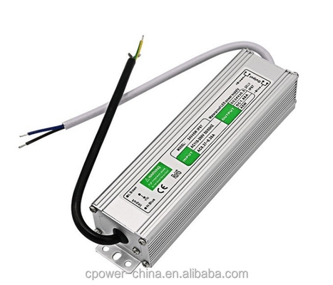 12V / 24V LED de luz de banda de alimentación IP67 impermeable 45W LED controlador de voltaje constante