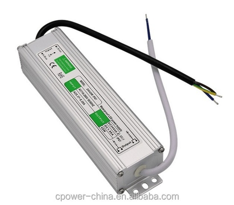 12V / 24V LED de luz de banda de alimentación IP67 impermeable 45W LED controlador de voltaje constante
