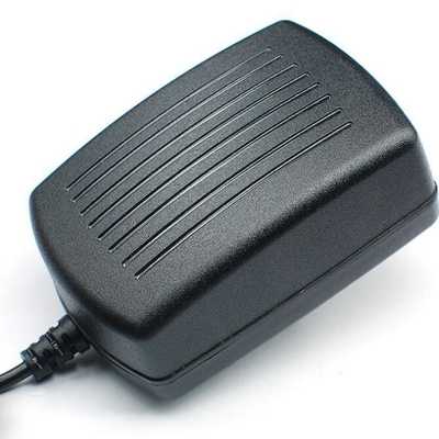 Enchufe de conexión en AC DC 12V 1.5A adaptador de fuente de alimentación para 100-240V normales