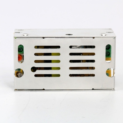 12V 1A 12W Fuente de alimentación para CCTV LED Salida de frecuencia 50/60Hz Electrónica LED CCEV