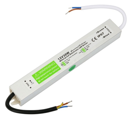 Dirección de corriente continua 12V/24V IP66/IP67 controlador LED a prueba de agua de 30W para fuente de alimentación de iluminación LED de banda LED