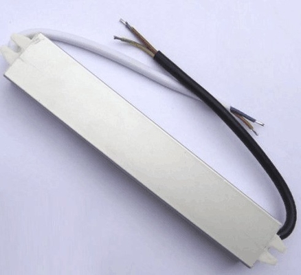 Fuente de alimentación impermeable AC110-265V a 12V/24V 24W convertidor de conductores LED para señales LED