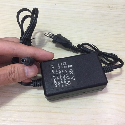 Adaptador de energía AC/DC de 24W para CCTV Frecuencia de salida 50/60Hz Potencia de salida 1-50W