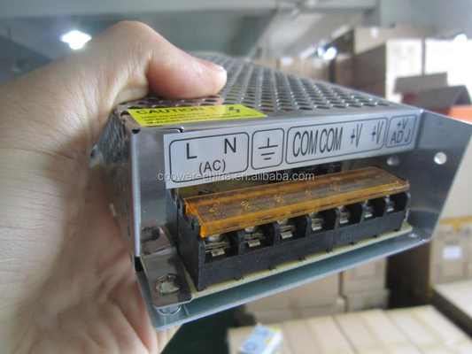 24v Voltado de salida Energía de corriente continua CA-DC de plata LED para los requisitos del cliente por C-Power