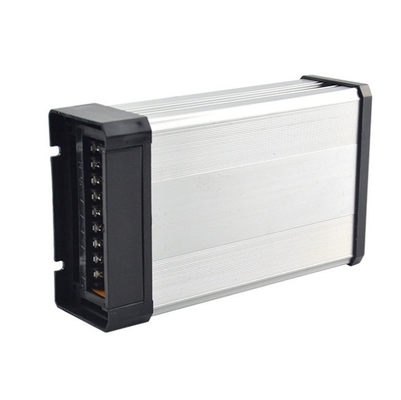 Experiencia de funcionamiento ininterrumpido a prueba de lluvia con 12v 20a 250w de alimentación externa