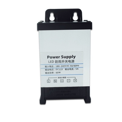 C-Power 60W 5A Fuente de alimentación impermeable a la lluvia con voltaje de salida de 12V y voltaje constante