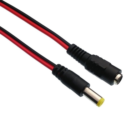 2.1mm x 5.5mm DC Conector masculino Plug End Cable Cordón de cable de cola de trenzas para CCTV en negro