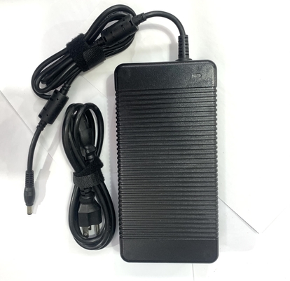 Tipo de escritorio 240W 12V 20A Adaptador de alimentación CA/DC para CCTV/LED/ECT de ahorro de energía