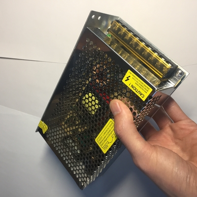 Buen PCB 10a 20a 30a Fuente de alimentación para CCTV LED a tensión de salida 24V Tipo de salida único