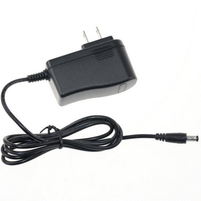 Adaptador de energía de 18W con entrada de corriente alterna de 100-240V y conexión de salida de corriente alterna de 12V 1.5A