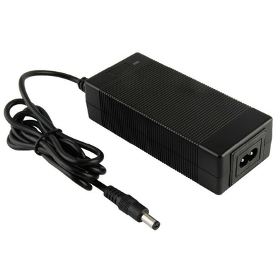Cargador de batería de 12 V para aparatos eléctricos AC100-240 V