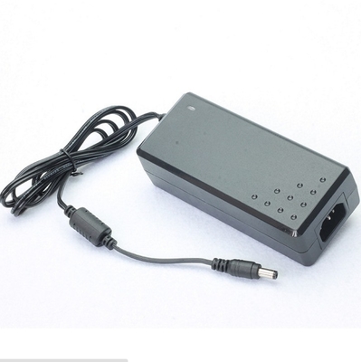 Conexión de escritorio C-Power Voltage constante AC100-240V DC 15V 8A Adaptador de energía de 120W