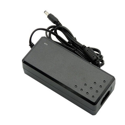 Conexión de escritorio C-Power Voltage constante AC100-240V DC 15V 8A Adaptador de energía de 120W