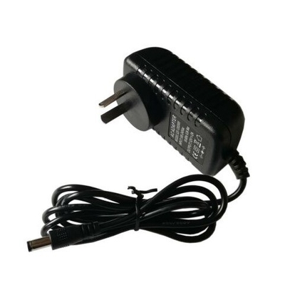 Aumenta tu electrónica con el adaptador de energía C-Power 13V 2A y salida de voltaje constante