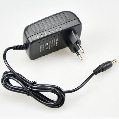 Adaptador de alimentación de corriente continua de 9V 1.5A CA con una eficiencia del 85% y conector de corriente continua de 5.5*2.1/5.5*2.5