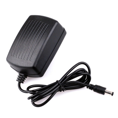 Adaptador C-Power AC100-240V DC 9V 3A aprobado por el CE para los requisitos del cliente