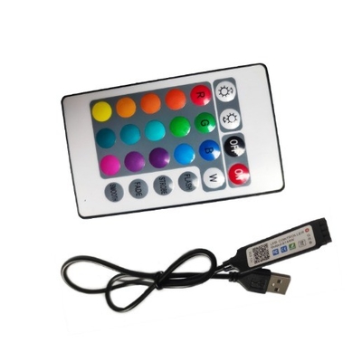 Control de luz de banda LED RGB 24 llaves Fuente de alimentación USB remota 170lm/w Eficiencia luminosa
