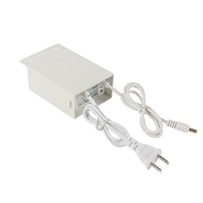 Adaptador de alimentación para exteriores de 12V 24W con corriente de salida de 2000mA y diseño blanco dócil