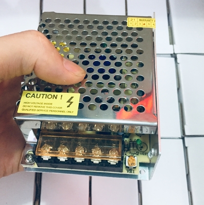 30W 5V 2A 3A 4A 5A 110V 220V DC 9V 15V 18V 24V Energía de plata para sus necesidades