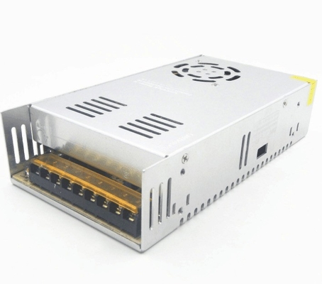 C-Power AC DC 12V 30A 360W 110V 220V Eficiencia de corriente de salida 86%
