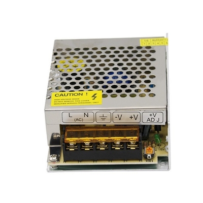 Frecuencia de salida constante 50/60HZ C-Power 9V 5A 45W Fuente de alimentación con un 82% de eficiencia