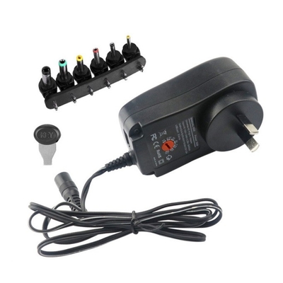 12V 2A 24W Ángulo derecho Adaptador de enchufe de corriente continua para C-Power AC100-240 Salida DC3-12V